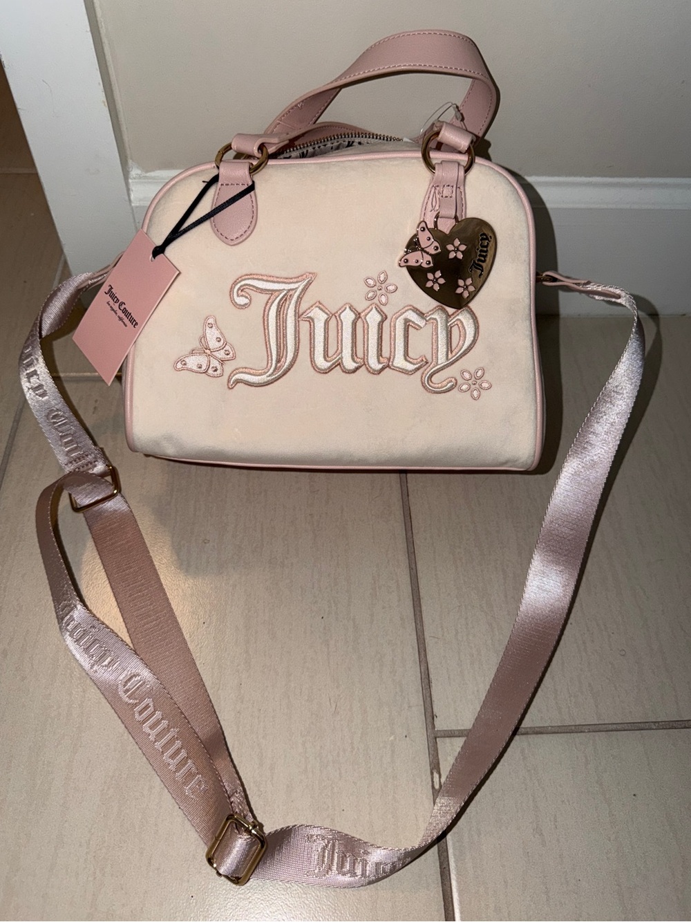 Juicy Couture Pink Purse - Picture 3 of 6
